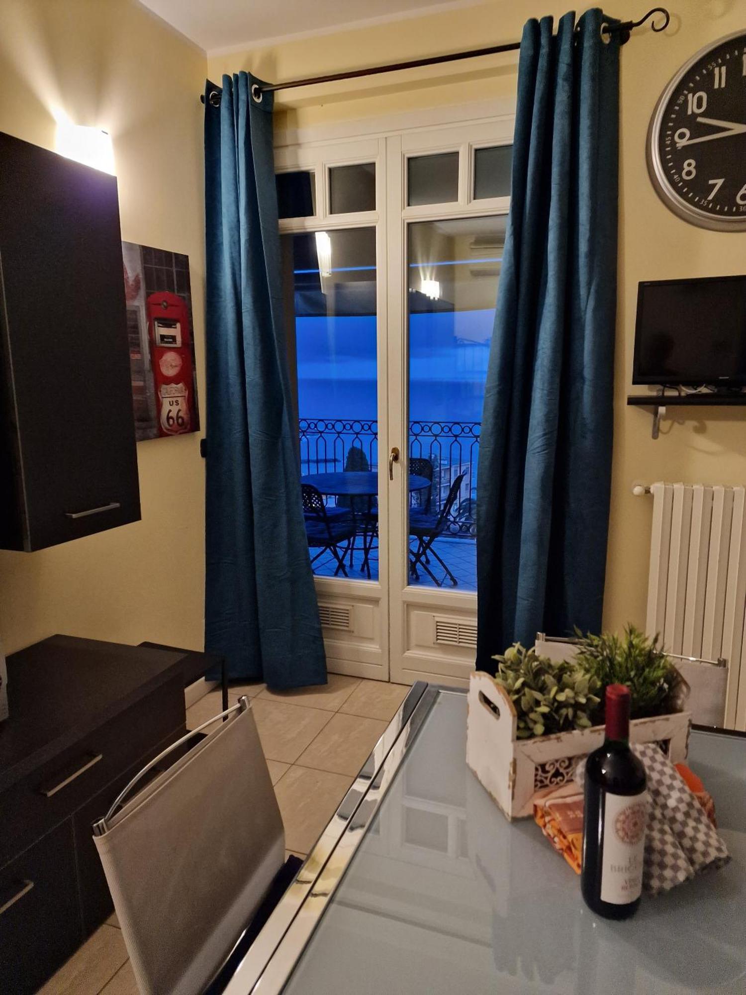 Casa Miradore 600 Mt Dal Mare 임페리아 외부 사진